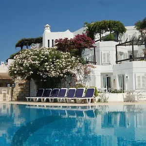 3* Hotel Antique Theatre