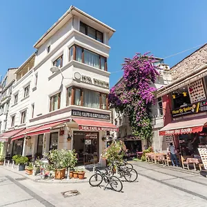 Tayahatun Hotel Istanboel